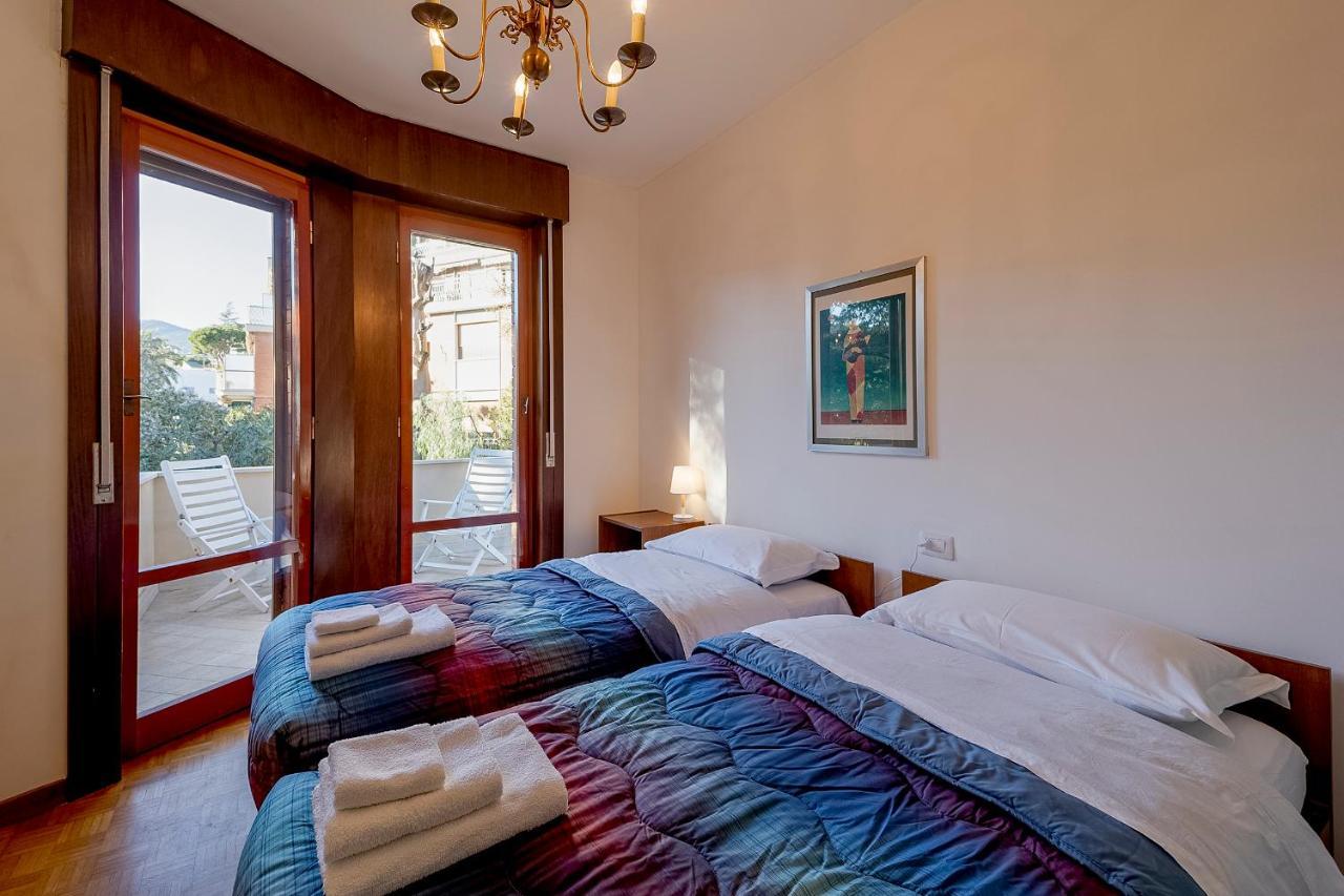 Portosole Attic - With Terrace And Private Parking Apartment Sanremo