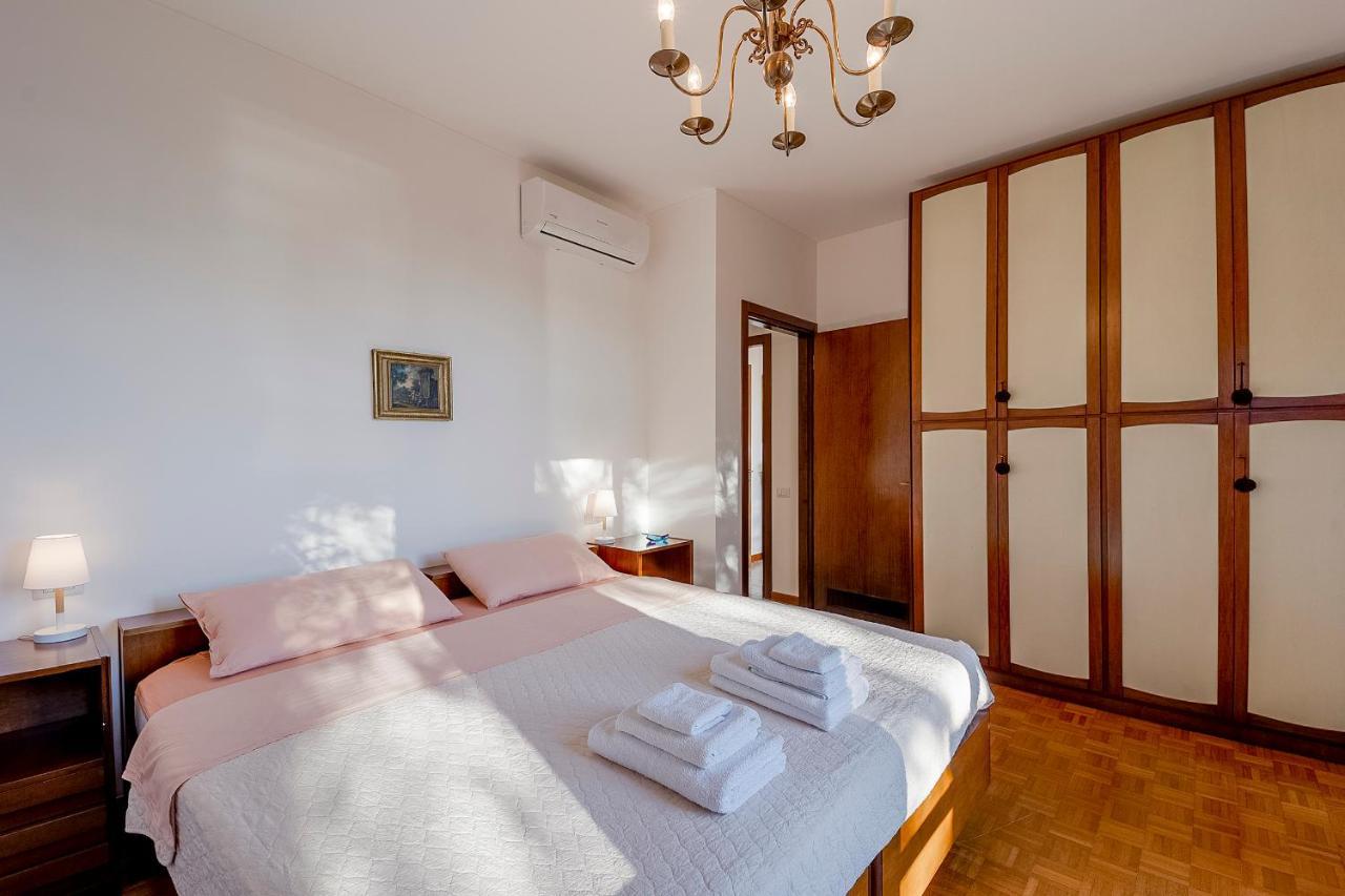 Portosole Attic - With Terrace And Private Parking *