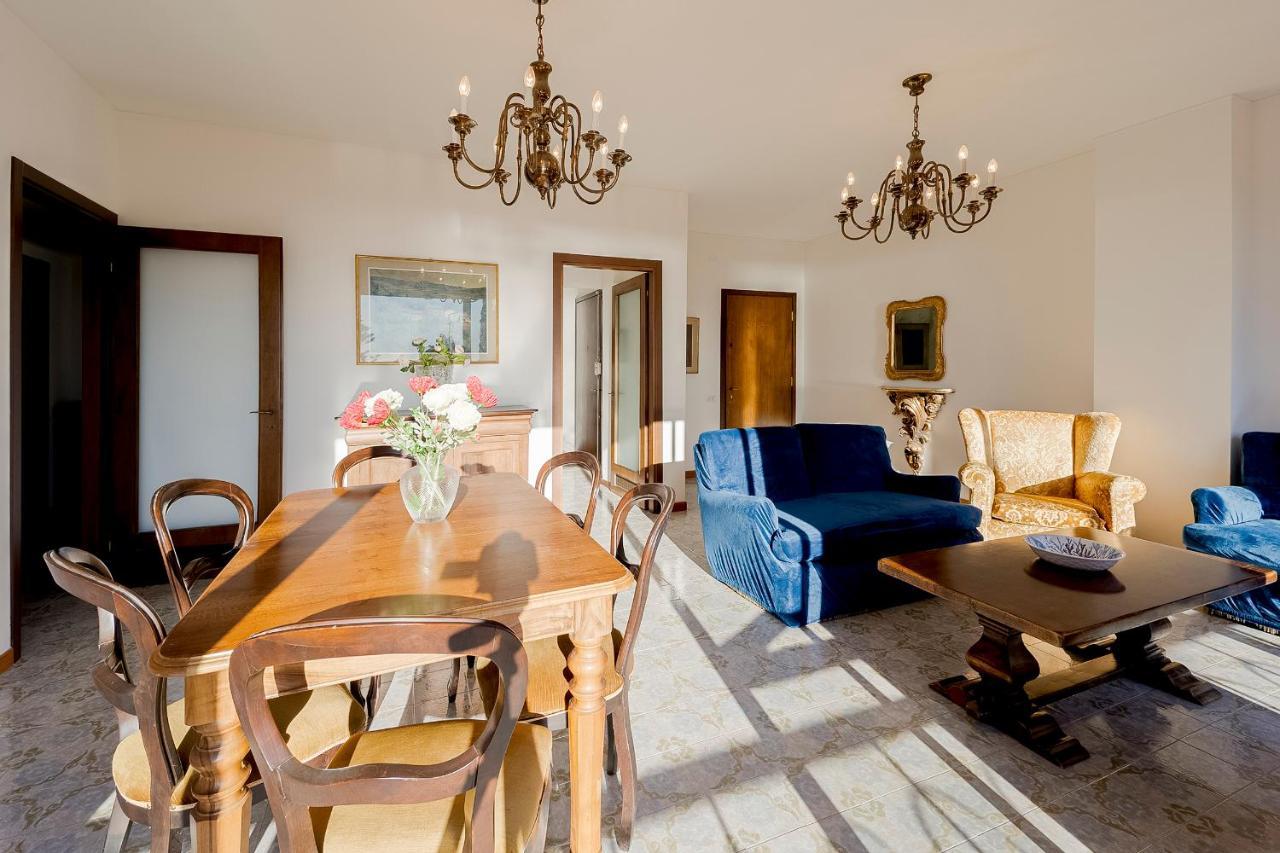 Apartment Portosole Attic - With Terrace And Private Parking Sanremo